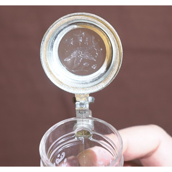 Collectible Festhaus Busch Gardens Dancing Couple Mini Beer Stein w/ Pewter Lid - Picture 8 of 10